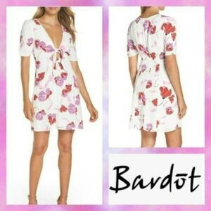 NWT MSRP $99 Bardot Stencil Flower Knot Front Dress Women's Size Medium
